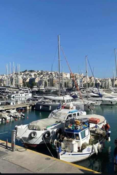Pent House With Terrace Apartment Pireu Exterior foto